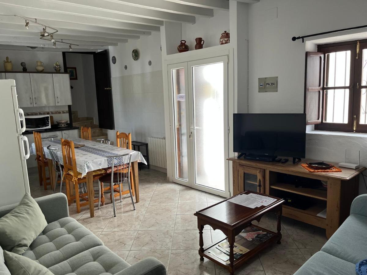 Maison De Village - Casa Manolo Y Jeannette Cartajima Exteriér fotografie